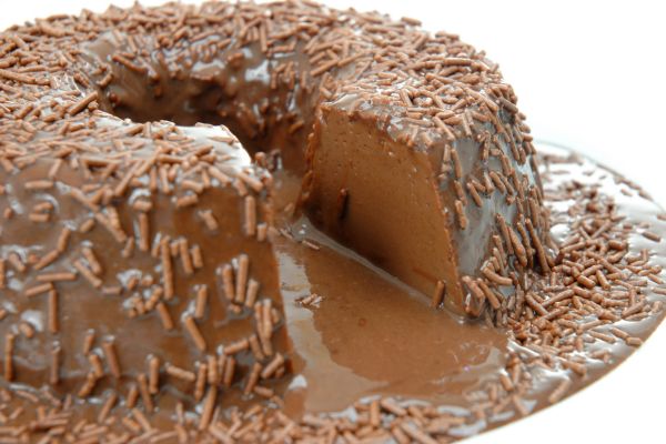 Pudim de chocolate no micro-ondas: receita saudável, rápida e cremosa 2 pudim de chocolate no micro-ondas.