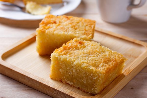 Bolo de mandioca de liquidificador: receita saudável e fácil 2 Bolo de mandioca de liquidificador.