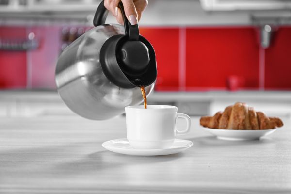 Como limpar a garrafa térmica de café e remover a borra acumulada 2 como limpar a garrafa térmica.
