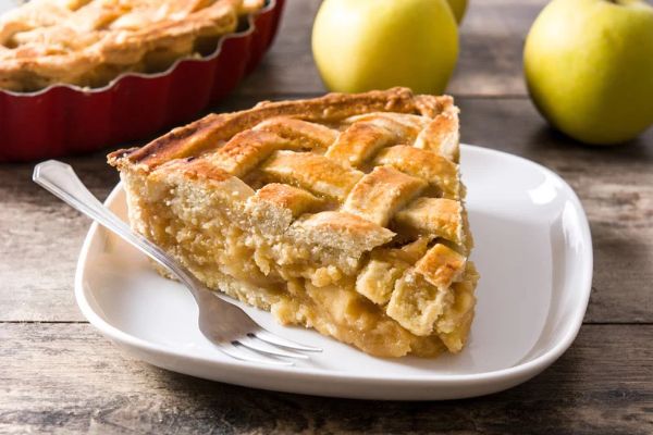 Torta de maçã simples e rápida: massa macia e cobertura douradinha 2 torta de maçã simples e rápida.