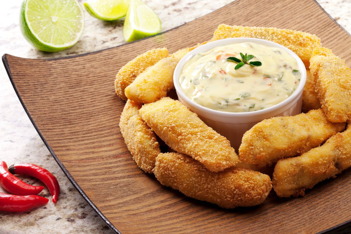 filé de tilápia na airfryer com molho tártaro.