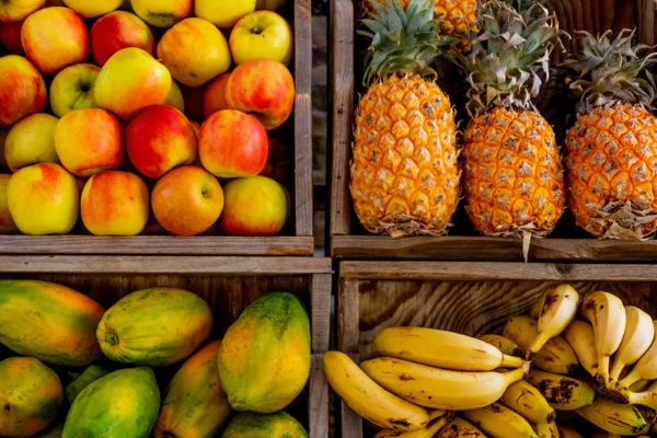 Abacaxi, mamão ou laranja: qual fruta é melhor depois do almoço? 2 melhor fruta para sobremesa.