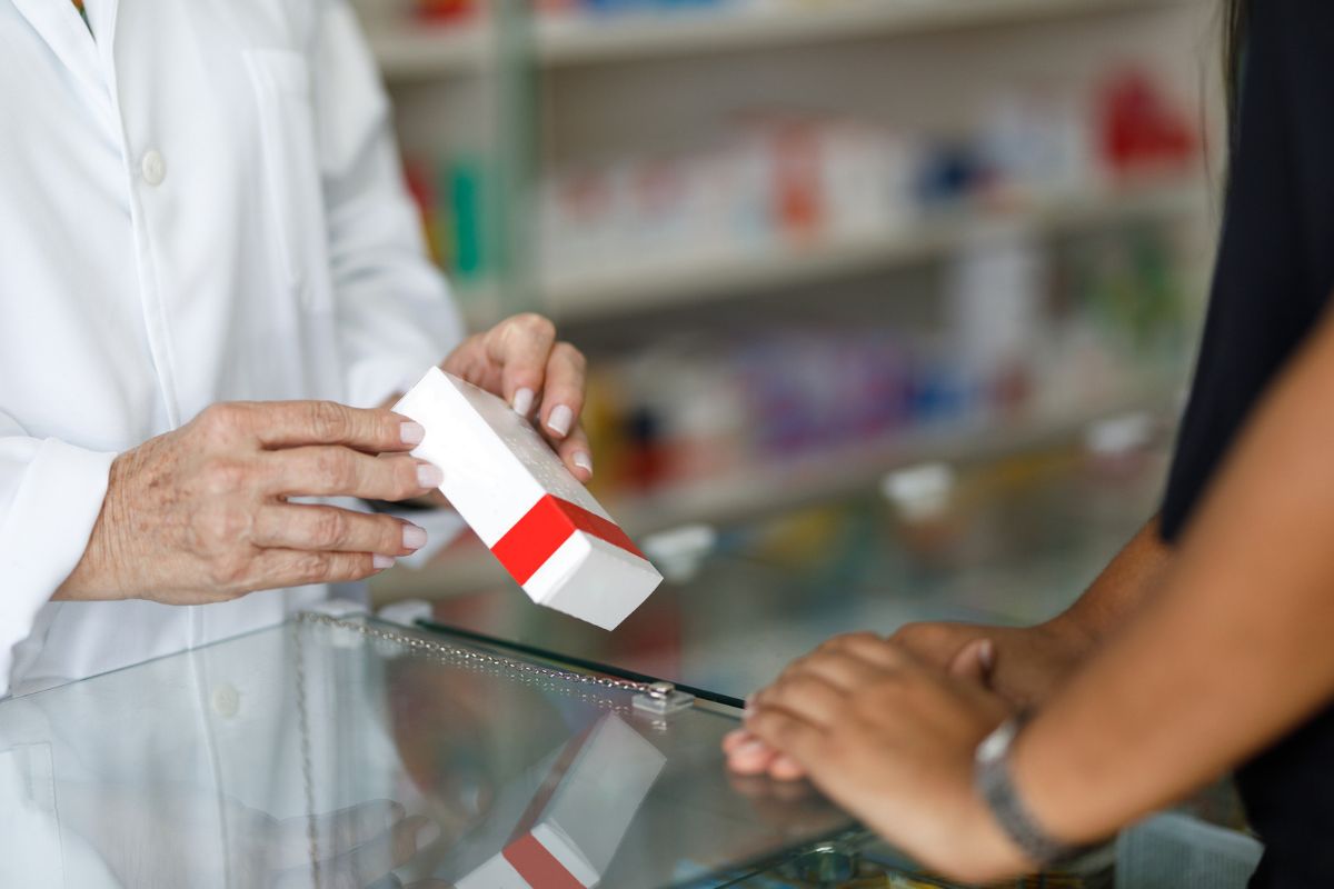 Receituário de medicamento controlado.