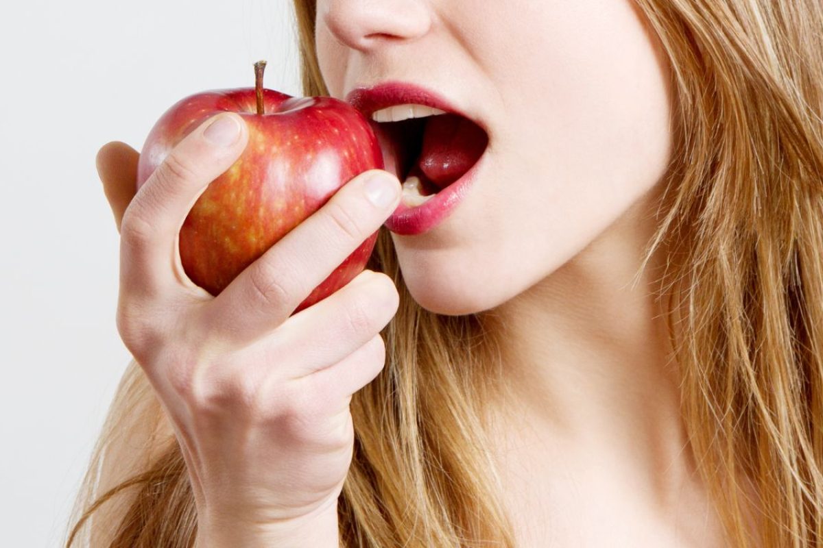 Maçã faz bem para o intestino