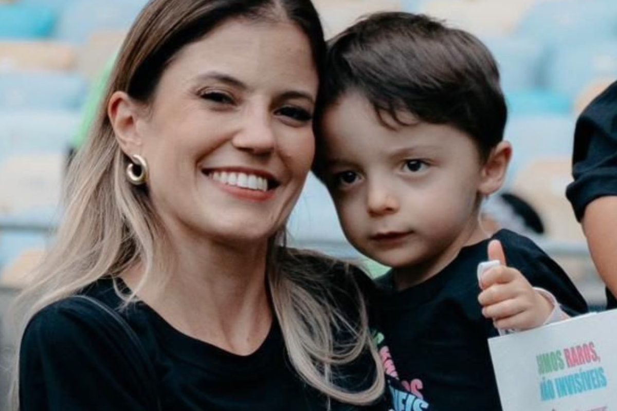 Mãe atípica