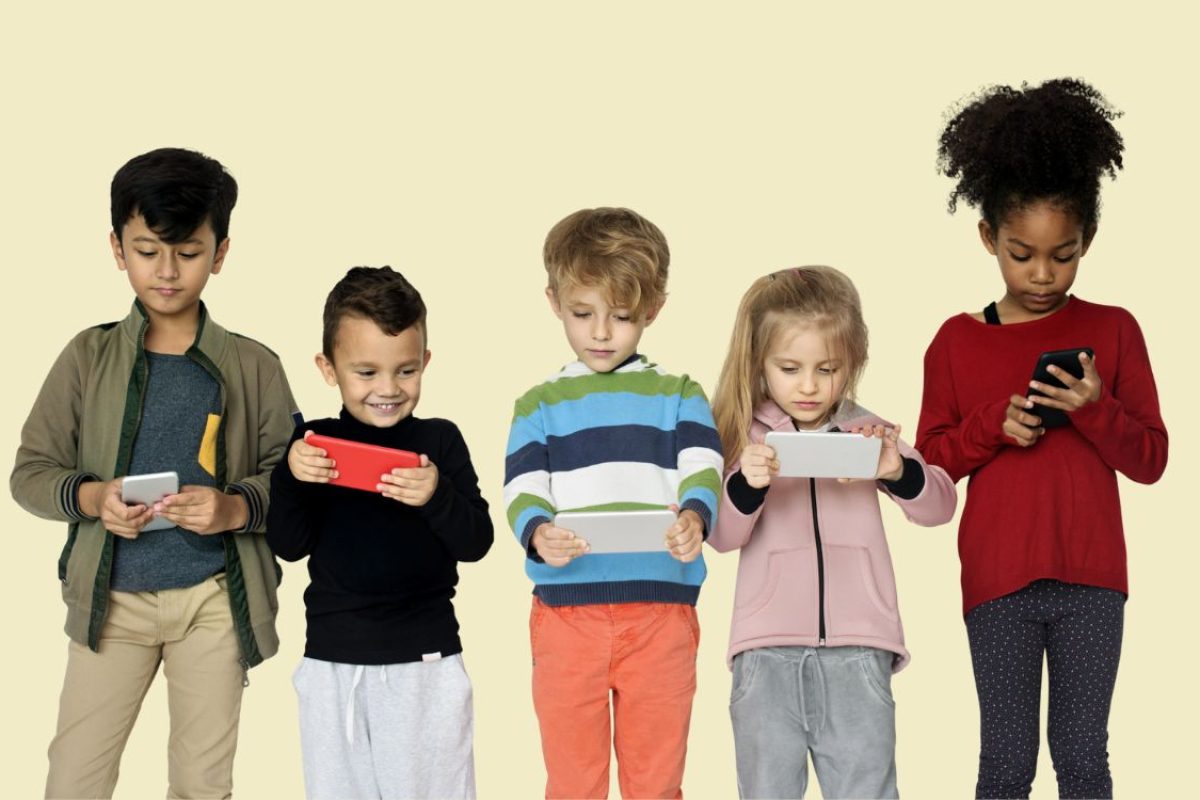 Tempo de telas em crianças.